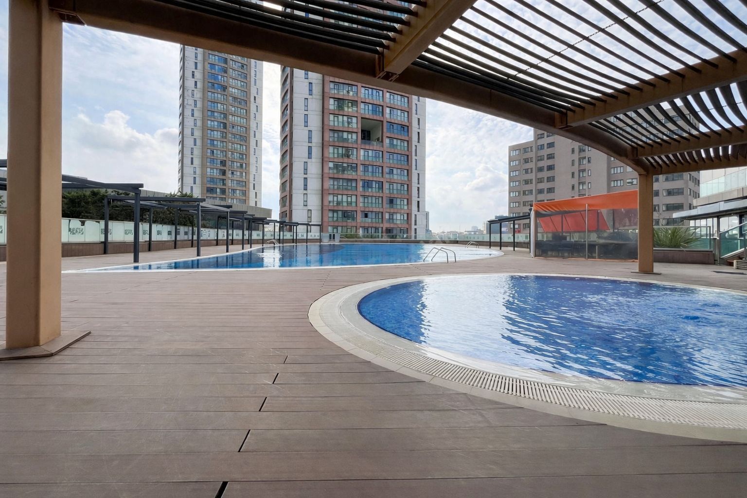 فروش واحد ۱.۵ خوابه در آتاشهیر